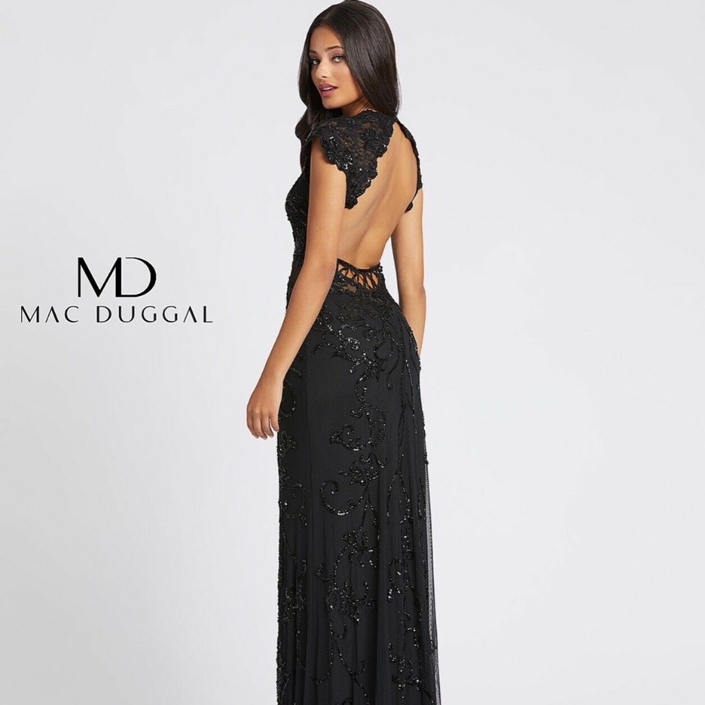 NWOT - Mac Duggal Black Backless Dress
